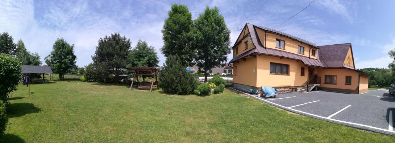 Apartamento Brzoskwiniowy Dom Banska Nizna Exterior foto
